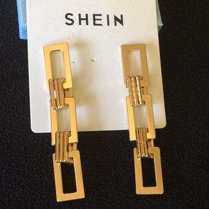 Gold Tone Drop Pierced Earrings